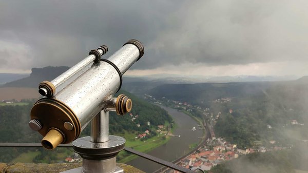 Quels sont les meilleurs spots pour observer les baleines à bosse au large de la côte pacifique du Canada?